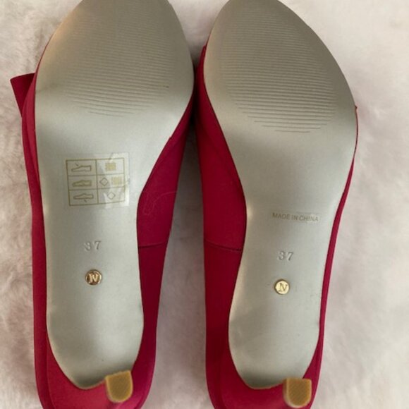 Brand New Women's Luxurious Peep Toe Cranberry Satin 3 Inch Heels Shoes Size 7 - Picture 5 of 5